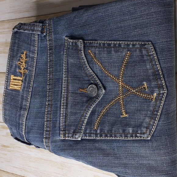 Kut from the Kloth Size 10 Button Back Pockets Cropped Jeans - Picture 12 of 16